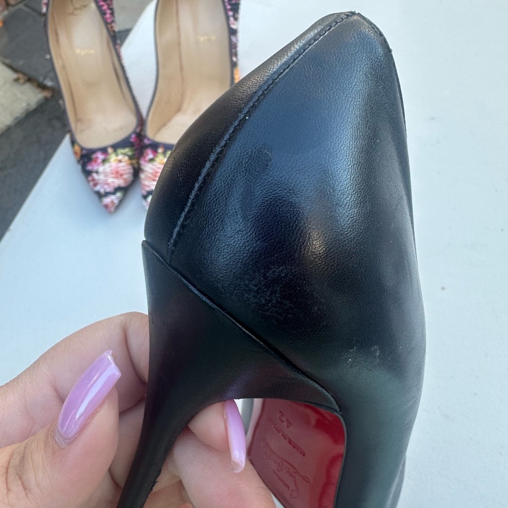 Christian Louboutin Classic Black Heels - Picture 3 of 14